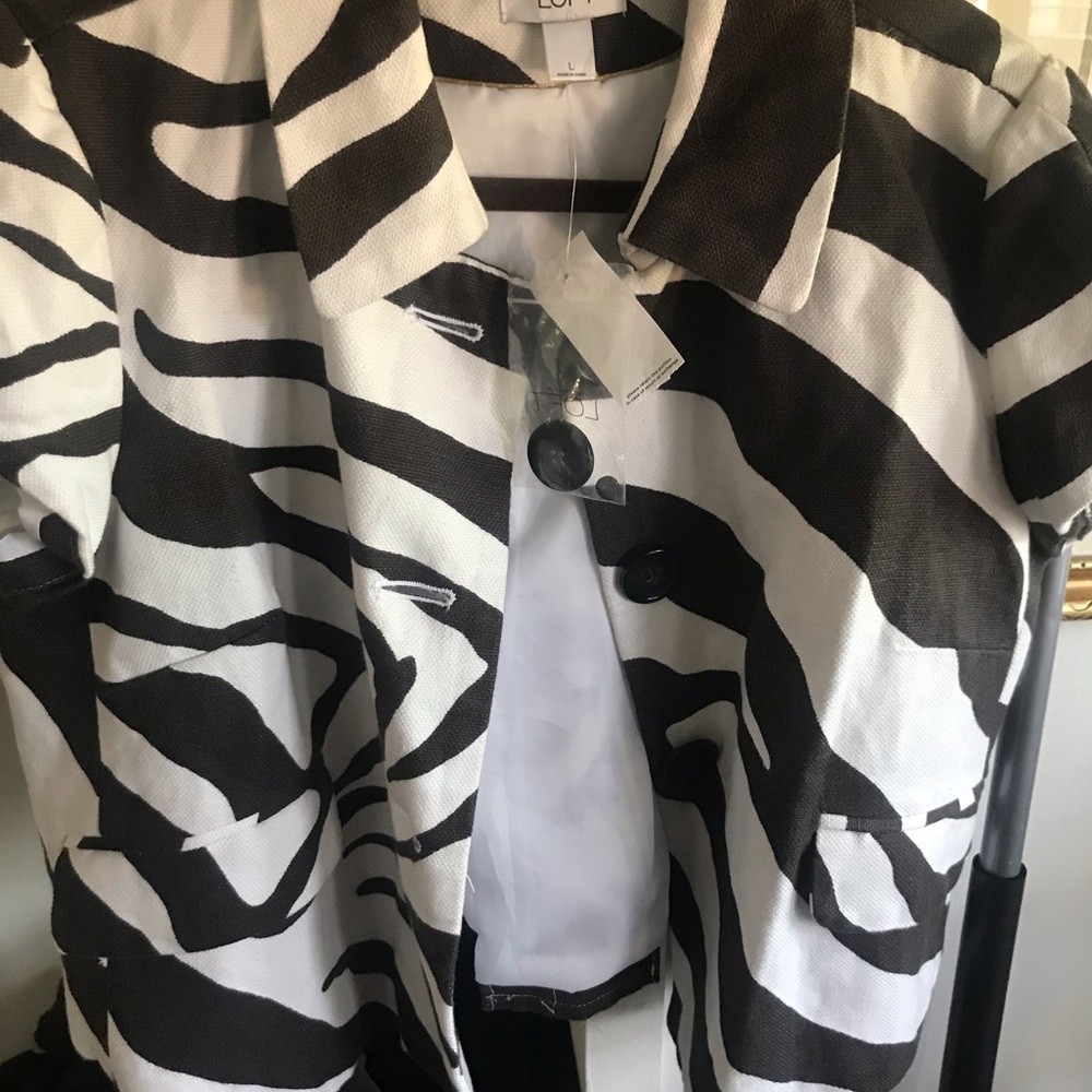 Jacket - Picture 12 of 13